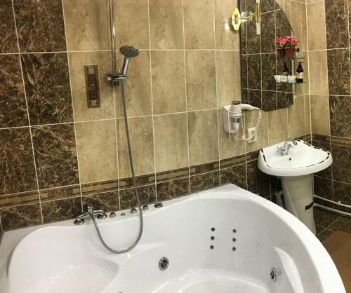 Hotel Almaz