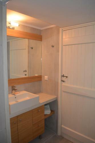 Hostal Kalypso Studios & Rooms