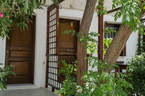 Hostal Kalypso Studios & Rooms