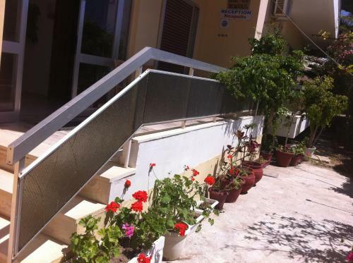 Neapolis Apartments