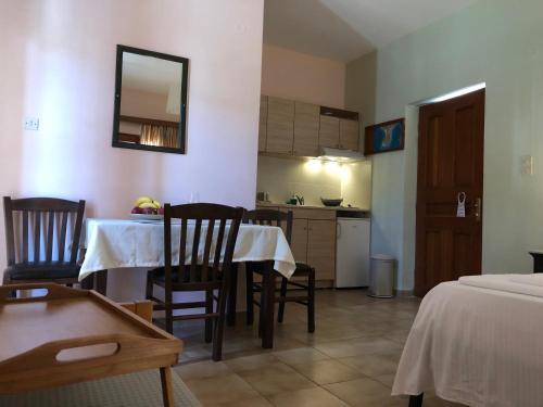 Apartamentos Nicolas Beach