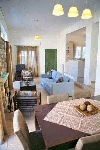 Art Lesvos Villas