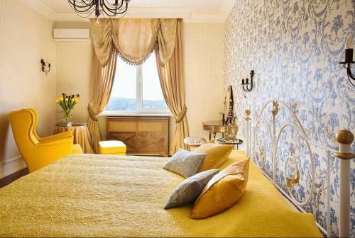Luxury Apartment With Romantic View