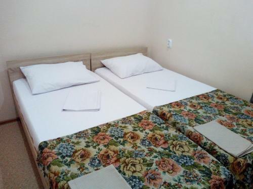 Hotel ??????