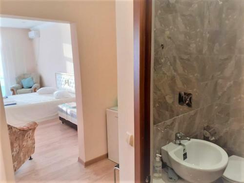 Apartamento Lusya Appartments On Odoevskogo, 87