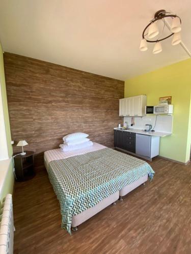 Larus Hotel