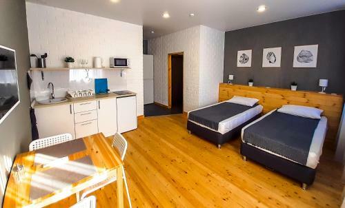 Home Hotel