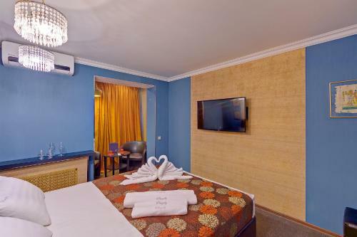 Hotel ??????? ??????????