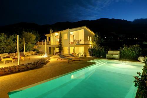 Villa Ideales Resort