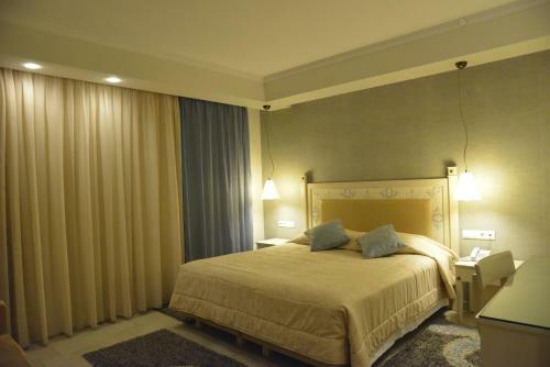 Odysseus Hotel