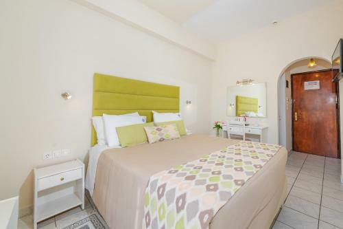 Odysseus Hotel