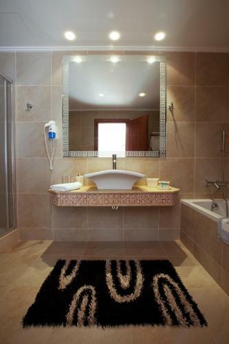 Odysseus Hotel