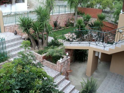 Anastasis Apartments