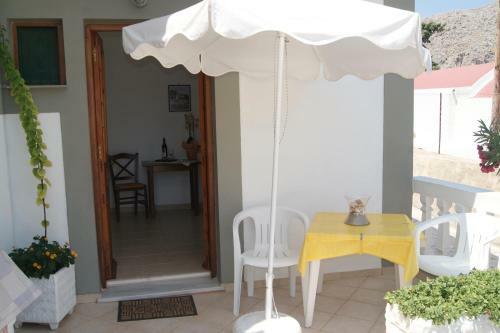 Fofi Apartments