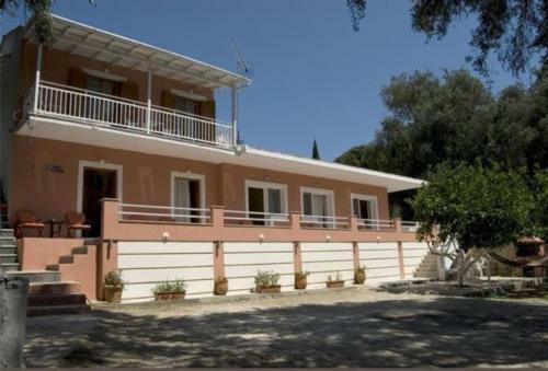 Paraskevi Apartments