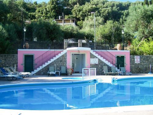 Apartamento Afrodite's Pool And Studios