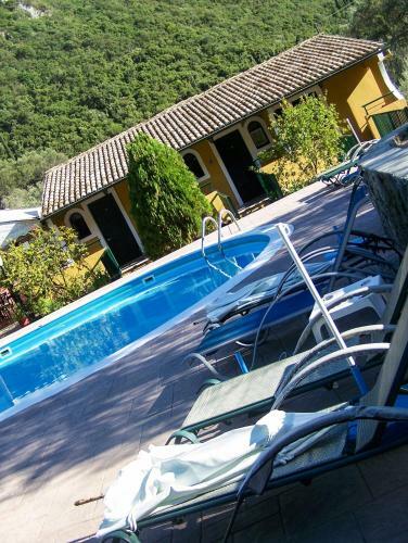Apartamento Afrodite's Pool And Studios