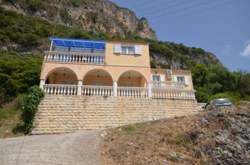 Villa Alexandros