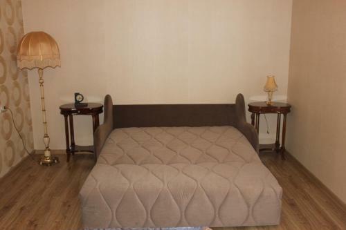 Apartment Tikhomirova 1