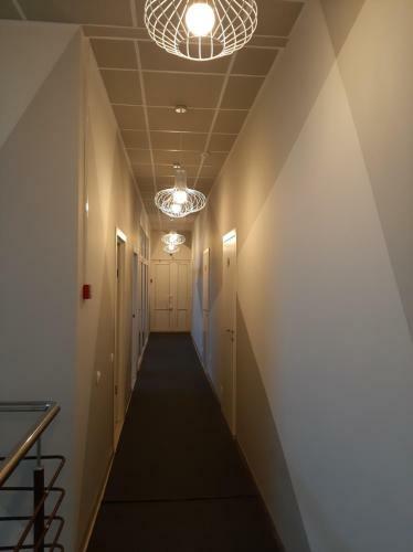 Hostel ?????????