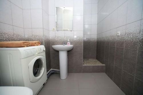 Apartamento ??????????? ????????? ?????, ????????? 24 ?? 7