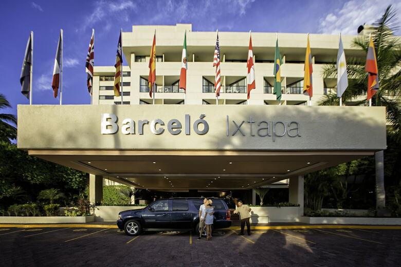 Hotel Barcel� Ixtapa
