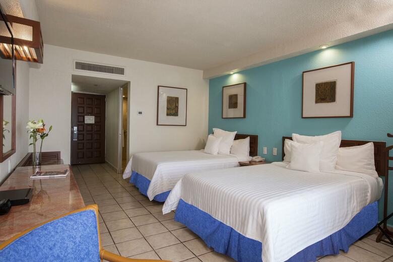 Hotel Barcel� Ixtapa