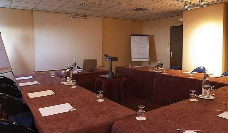 Hotel Escale Oceania Nantes Airport