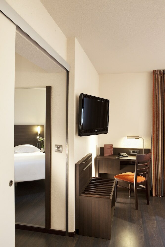 Hotel Escale Oceania Nantes Airport