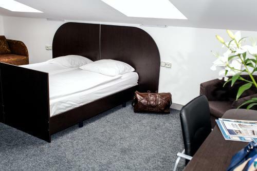 Hotel Ipkv House