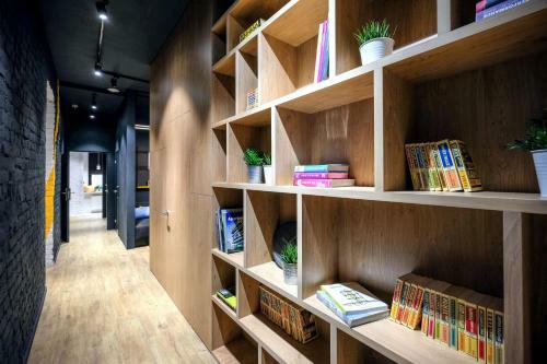 Inbox Capsule Hotel