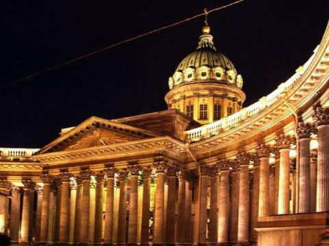 Anichkov Apartments