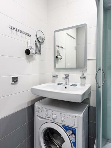 Salut Plus Apartments
