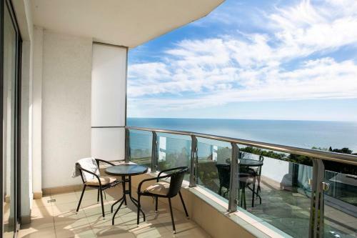 Ideal House Apart