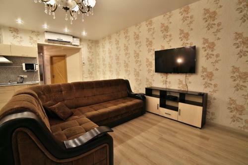 Ideal House Apart
