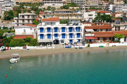 Knossos Hotel