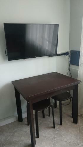 Apartment On G.pietrovoi