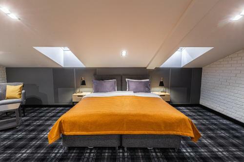 Key Hotel