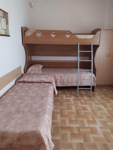 Hotel Pansionat "asteri"