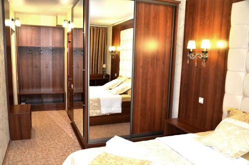 Hotel ???????