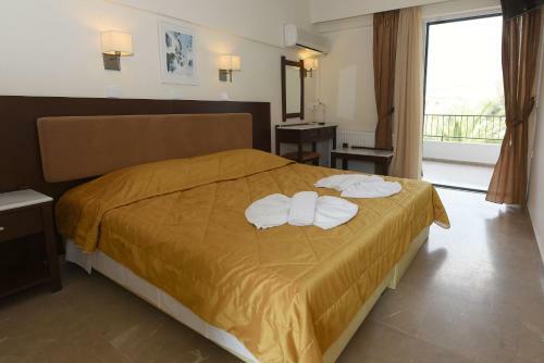 Phaistos Hotel
