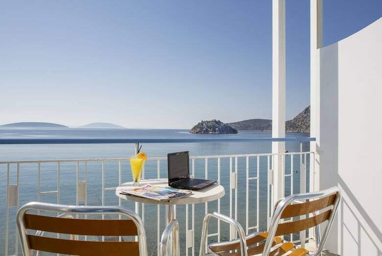 Hotel Tolo