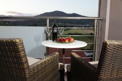 Evvoiki Akti Hotel
