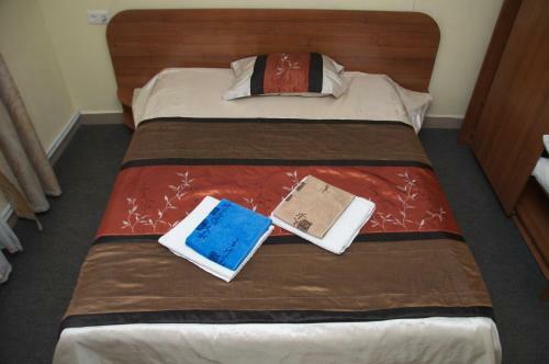 Hotel ?????????