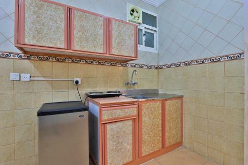 Hotel Oyo 369 Arwa Alqosor