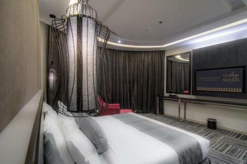 South Hotel Suites