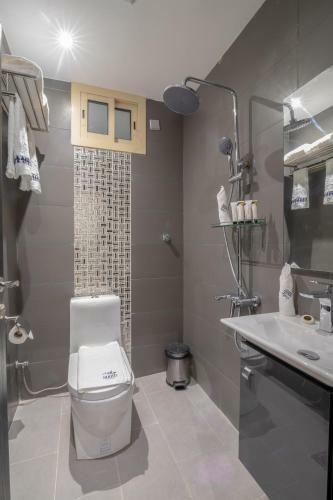 South Hotel Suites
