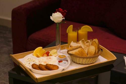 South Hotel Suites