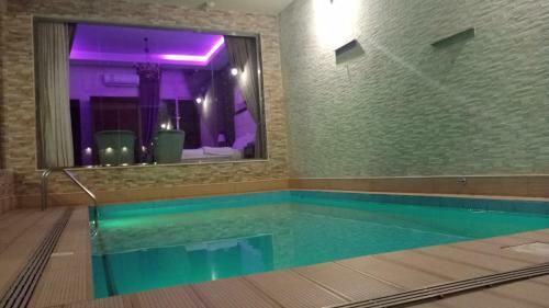 Hotel Lucern Chalet