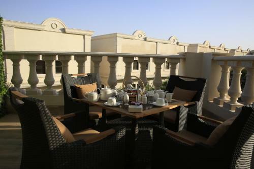 Vittori Palace Hotel And Residences